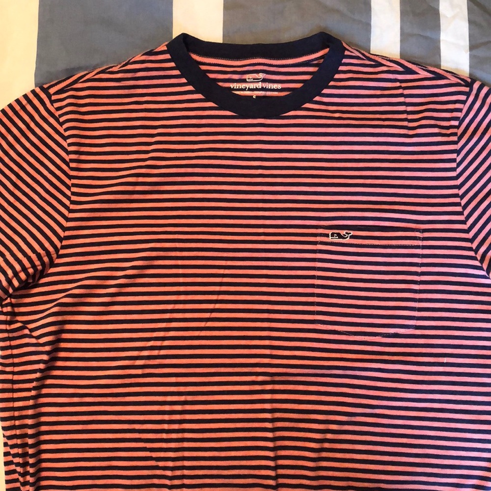 Vineyard Vines t-shirt